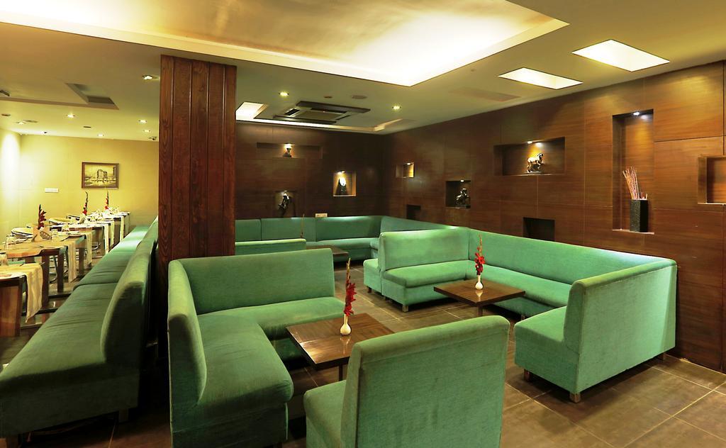 מלון ניו דלהי Corporate Regency מראה חיצוני תמונה