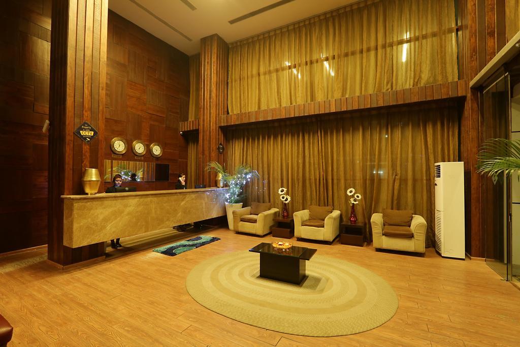 מלון ניו דלהי Corporate Regency מראה חיצוני תמונה