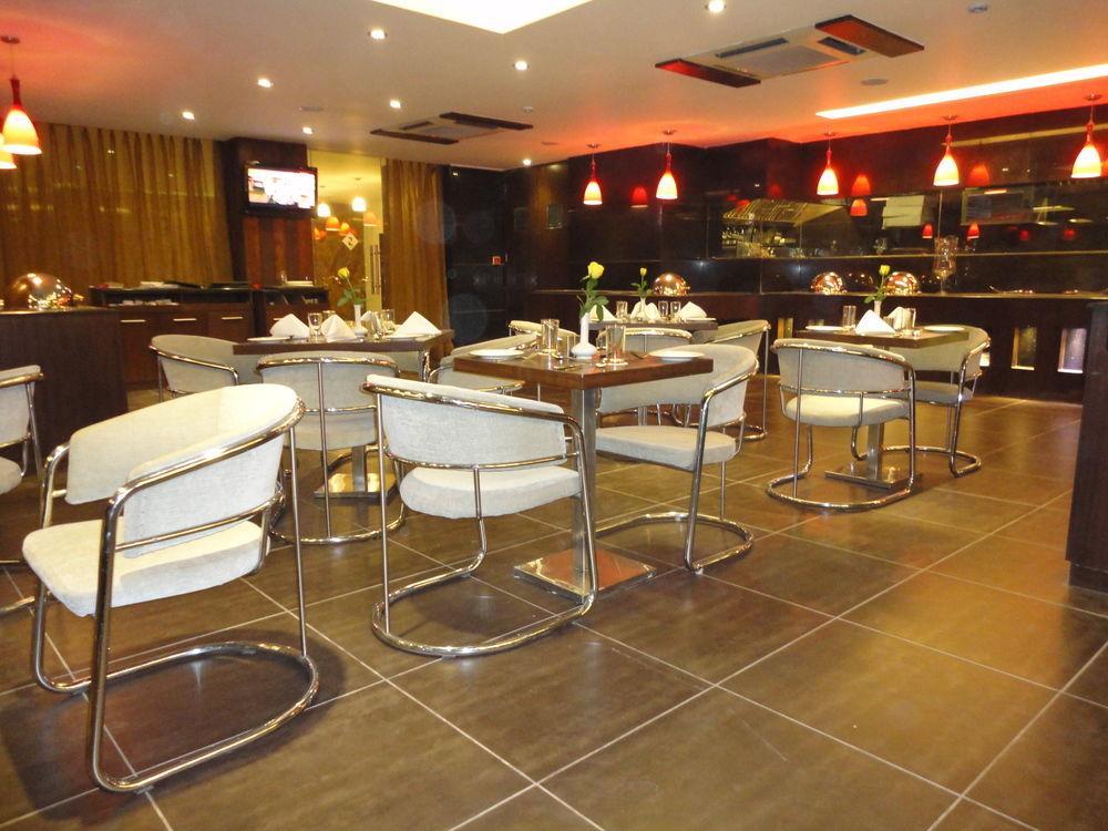 מלון ניו דלהי Corporate Regency מראה חיצוני תמונה